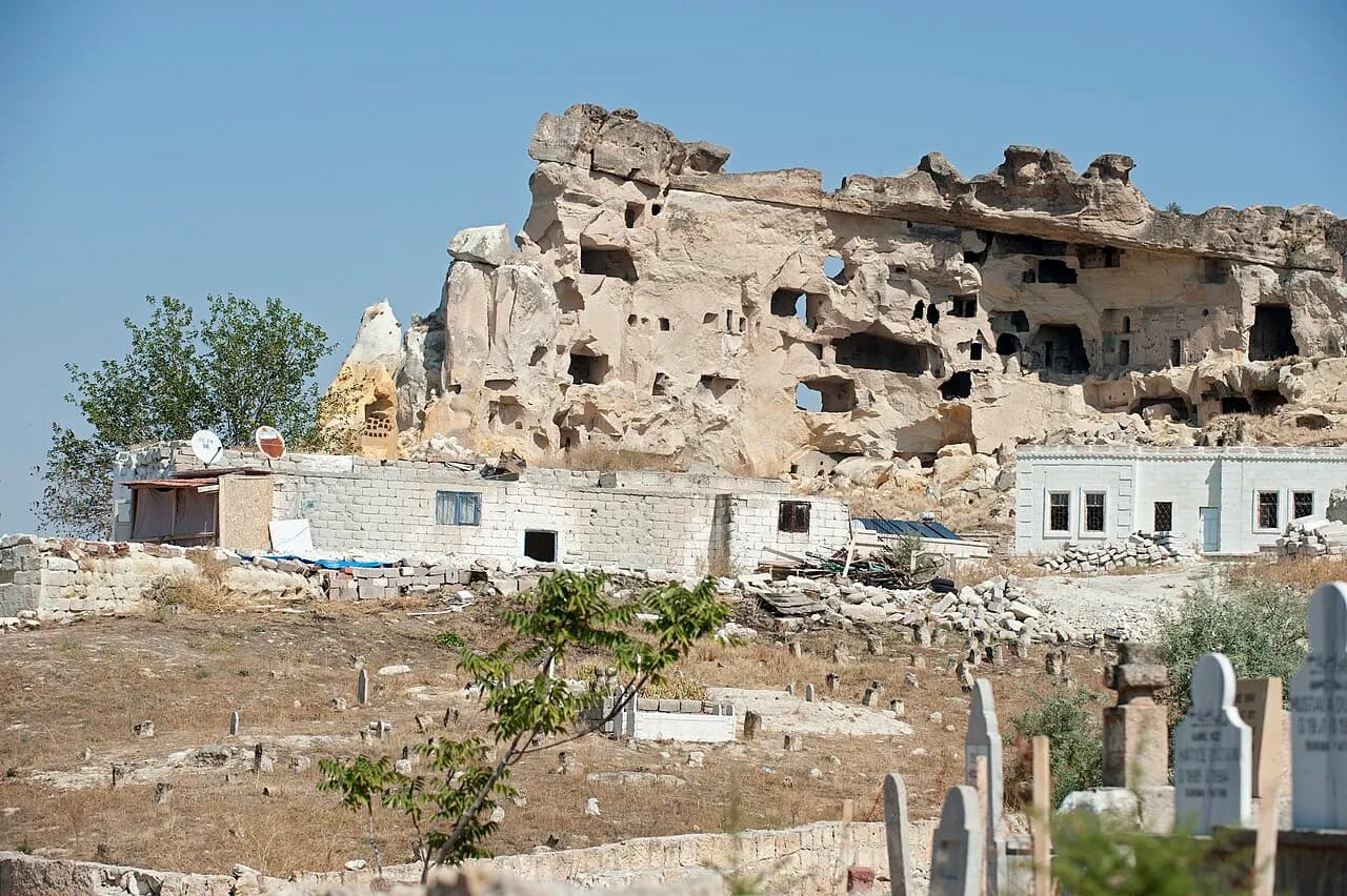 Çavuşin Village and Old Rock Settlement